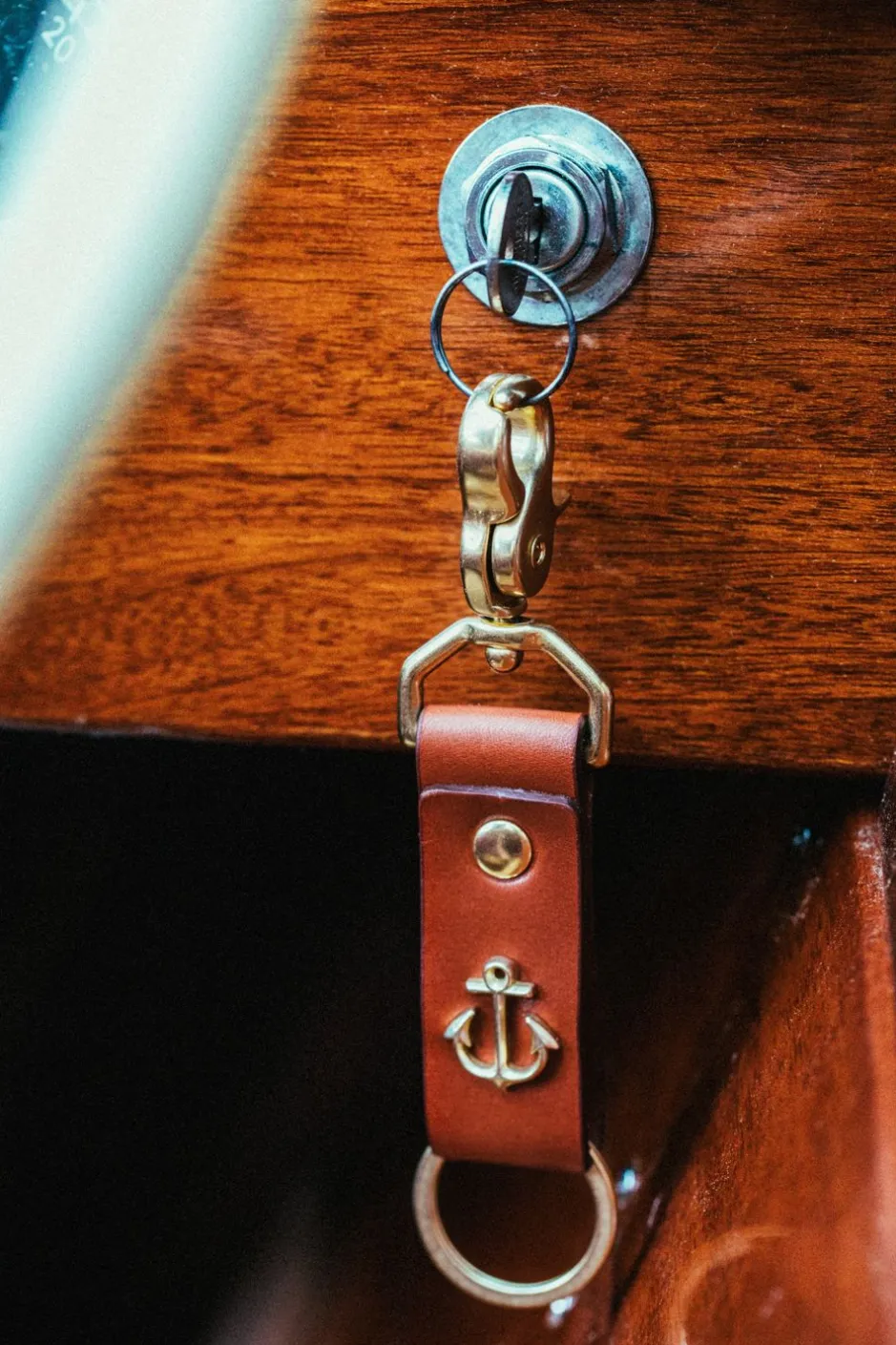 Key Fobs^Kiel James Patrick Keys To Adventure - Brass